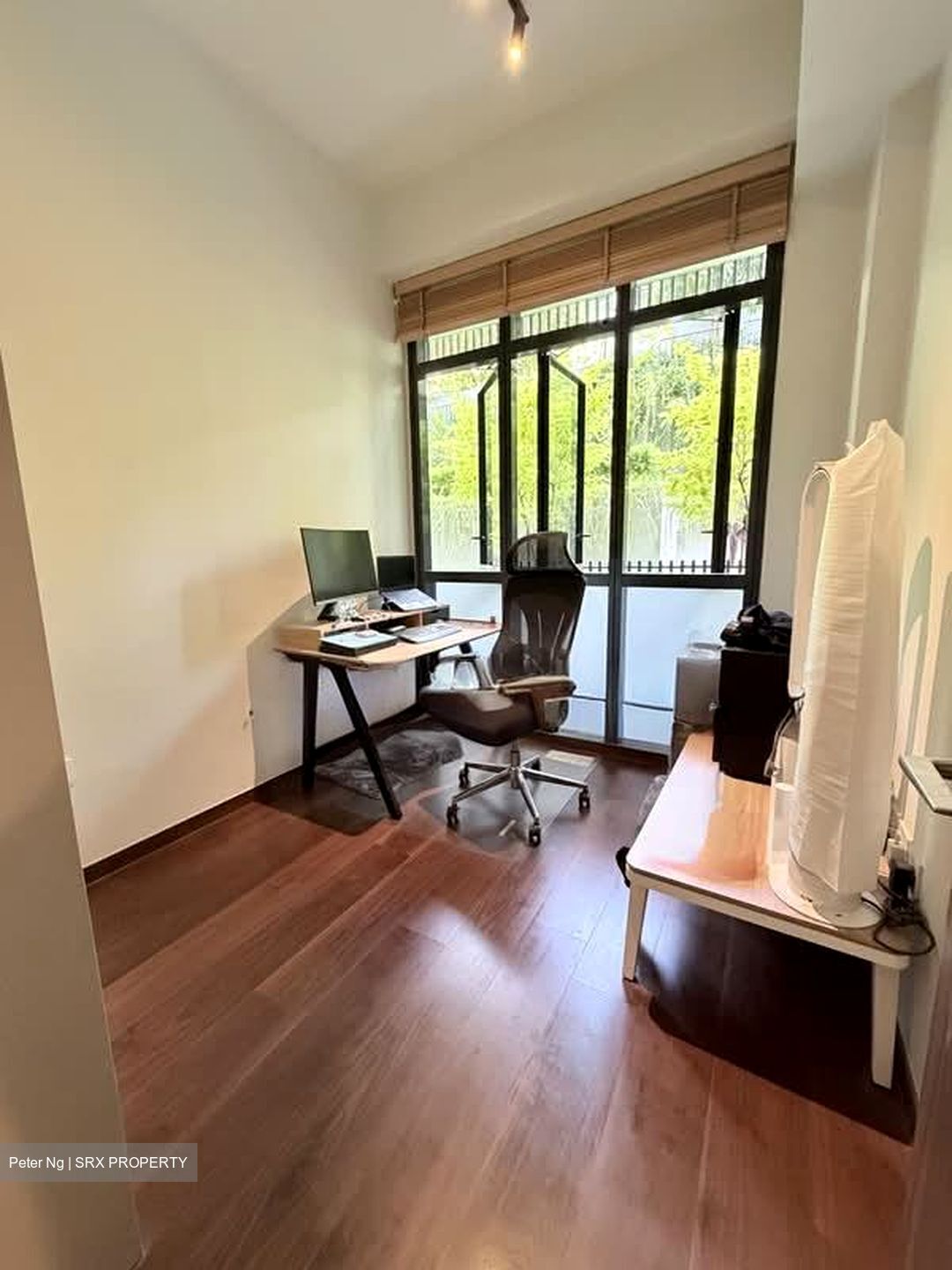 Phoenix Residences (D23), Apartment #576672501